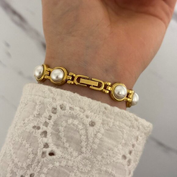 SKU:0001 Retro Mini gold silver watch bracelet with white pearls + in a gift box - Picture 8 of 8